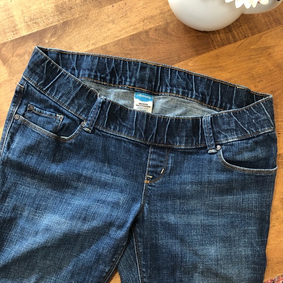 Old Navy Maternity Under Belly Cropped Jeans SZ 8 - Picture 4 of 10